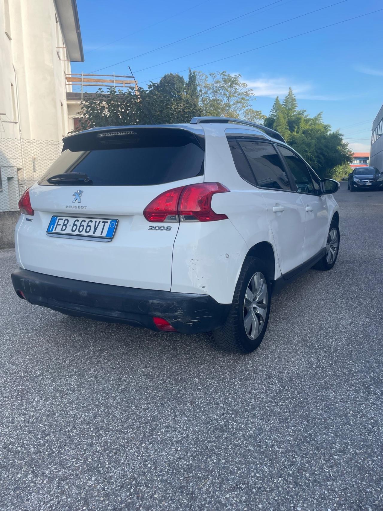 Peugeot 2008 PureTech 82 Active