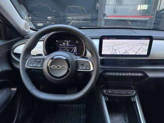 Fiat 600 1.2 Hybrid 145cv Auto + LED + Navi + Cerchi R18