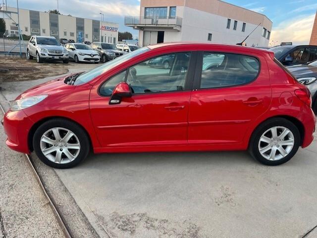 Peugeot 207 1.6 HDi 90CV 5p. XS