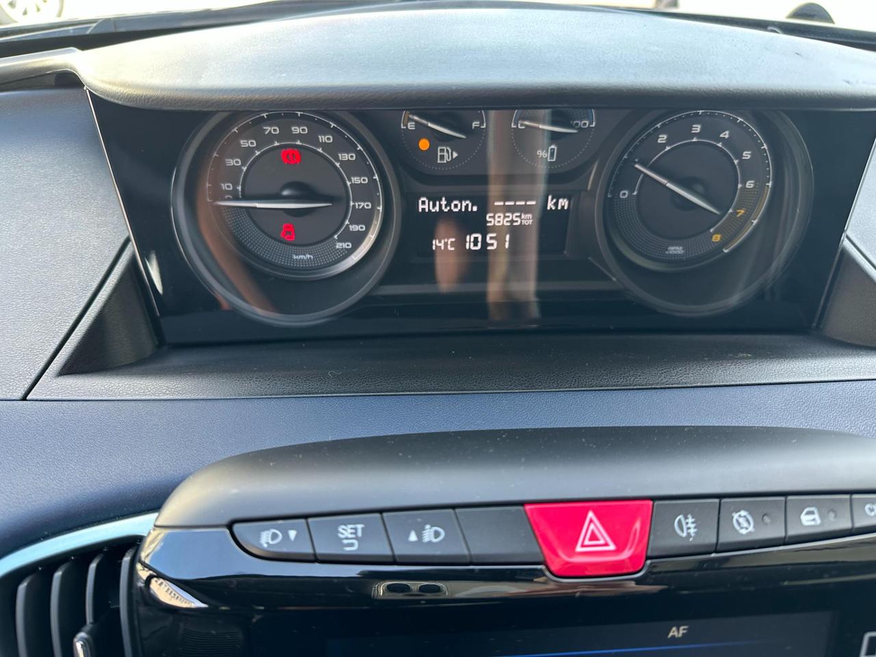 Lancia Ypsilon 1.0 firefly hybrid Platino s&s 70cv