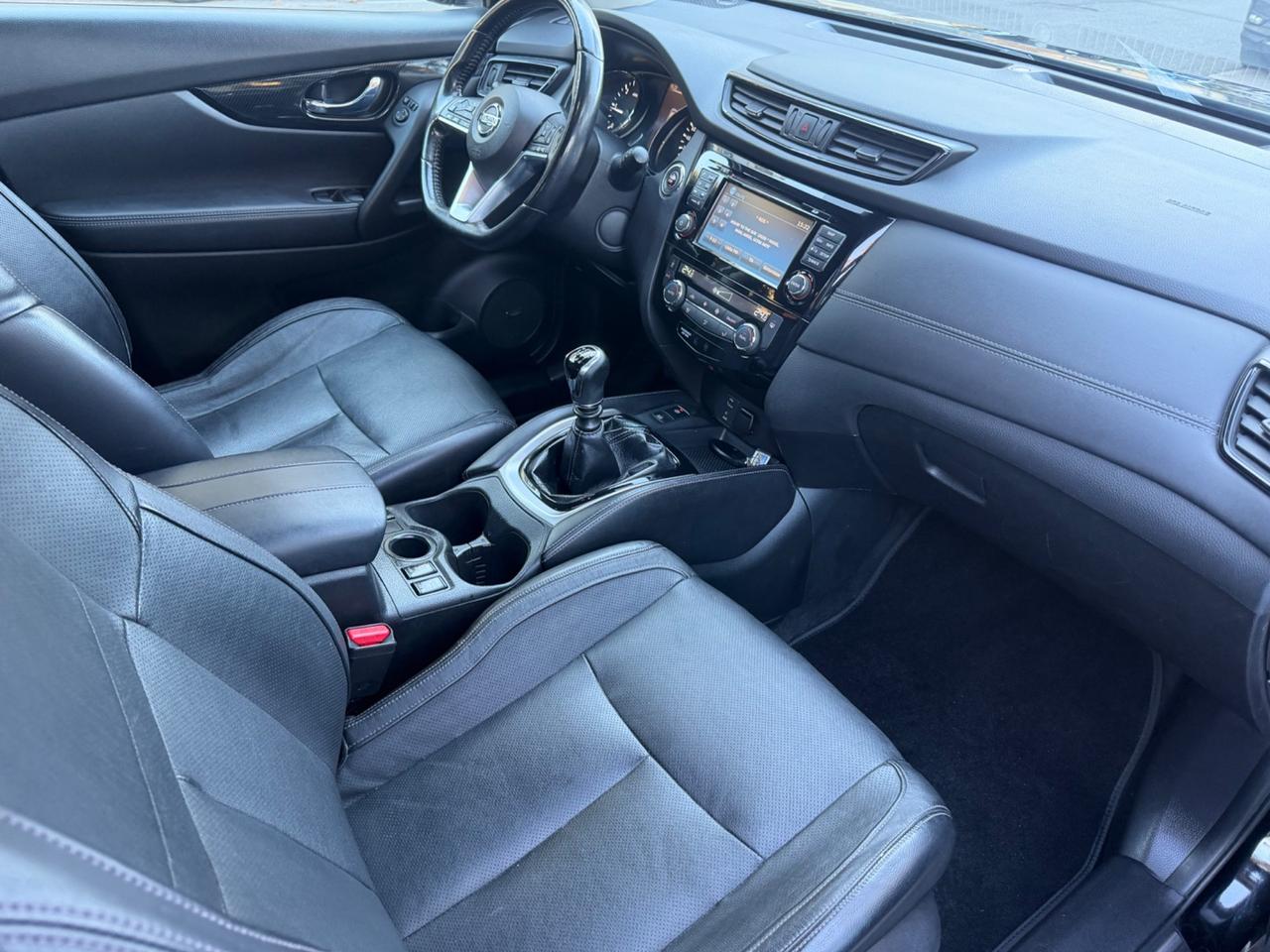 Nissan X-Trail 1.6 dCi 2WD Tekna GANCIO DI TRAINO