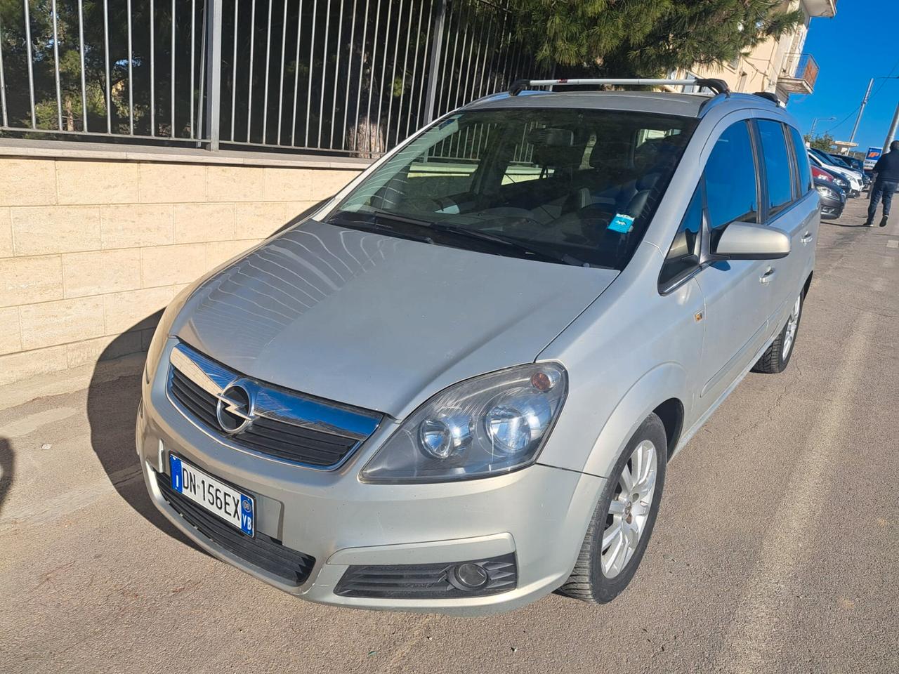 Opel Zafira 1.9 CDTI 120CV Cosmo- 7 POSTI