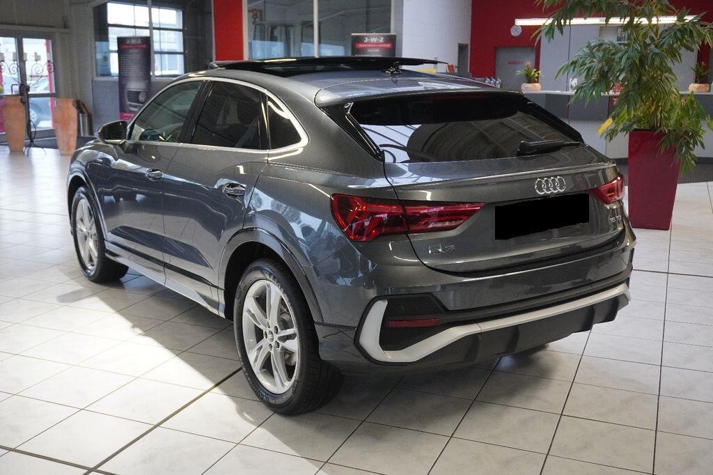 AUDI Q3 2.0 TDI AUT S LINE S.B AZIENDALE