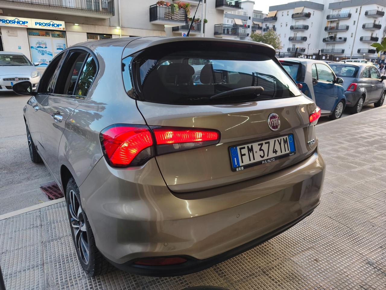 Fiat Tipo 1.6 Mjt S&S 5 porte Easy