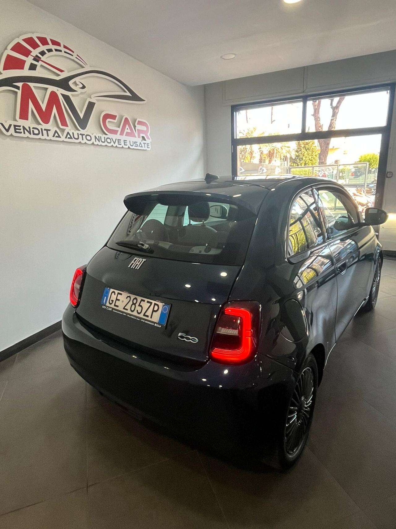 Fiat 500 500e Berlina 42 kWh Icon