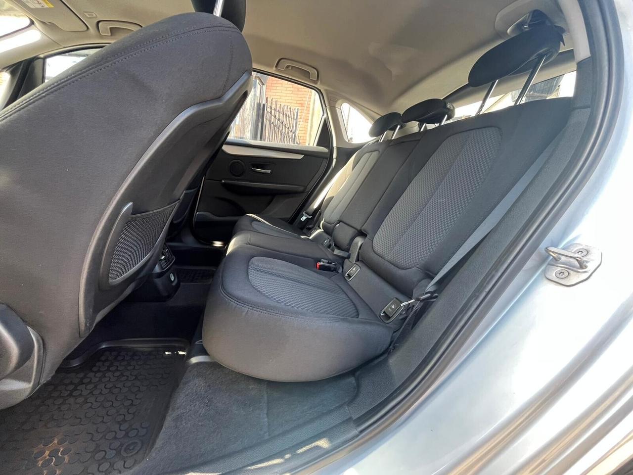 Bmw 2er Active Tourer 218d Sport