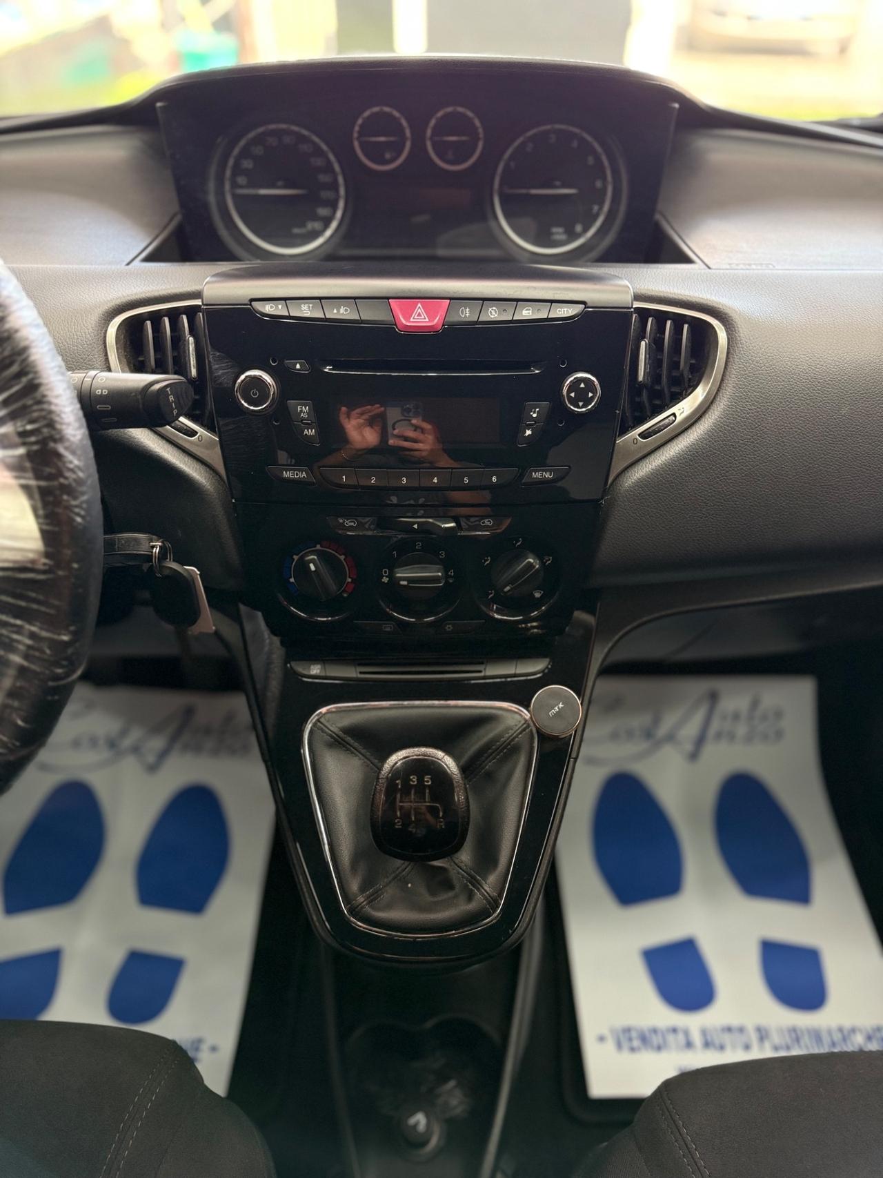 Lancia Ypsilon 1.2 Benzina 69cv Platinum 2014