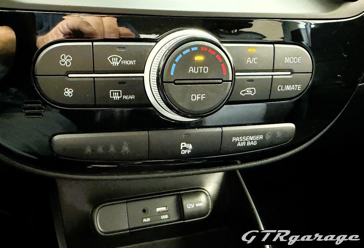 KIA Soul 1.6 GDi YouÃÂ® SOLO 54000 KM