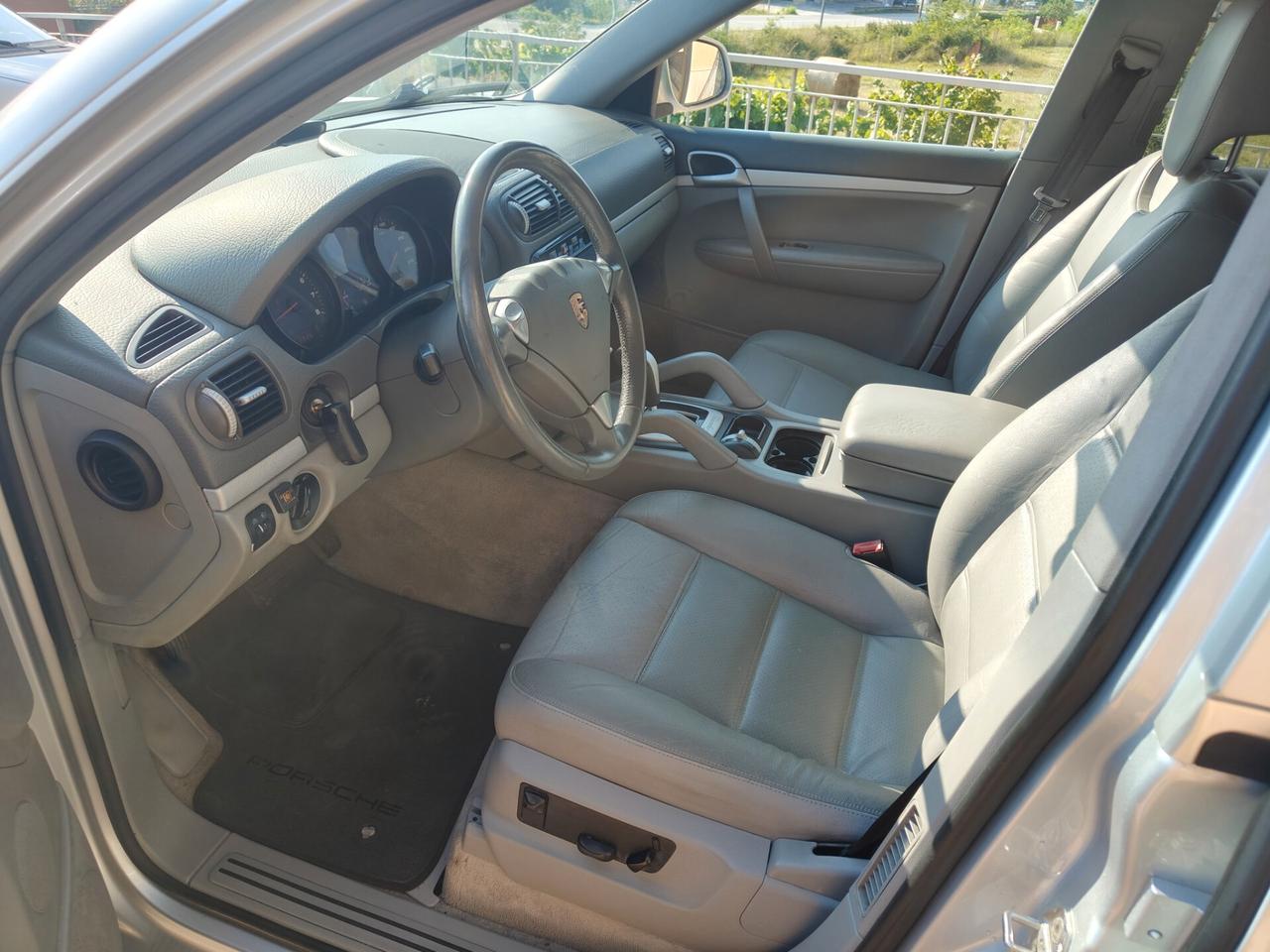 Porsche Cayenne 3.2 V6 cat