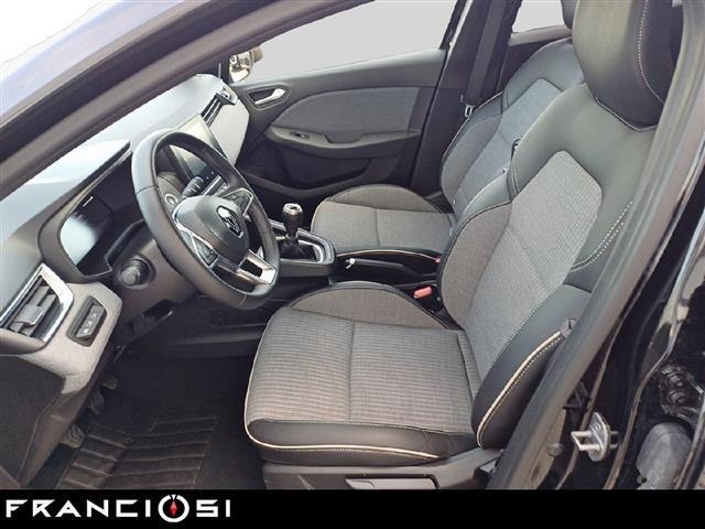 RENAULT Clio 1.0 TCe Techno