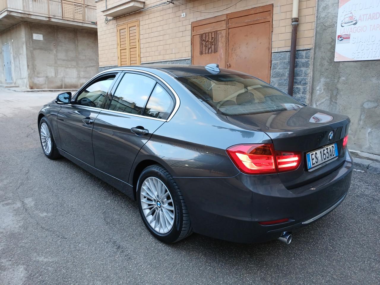 Bmw 320 320d Luxury