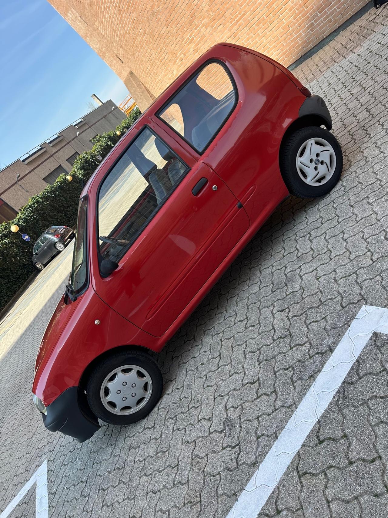 Fiat 600 1.1 Active