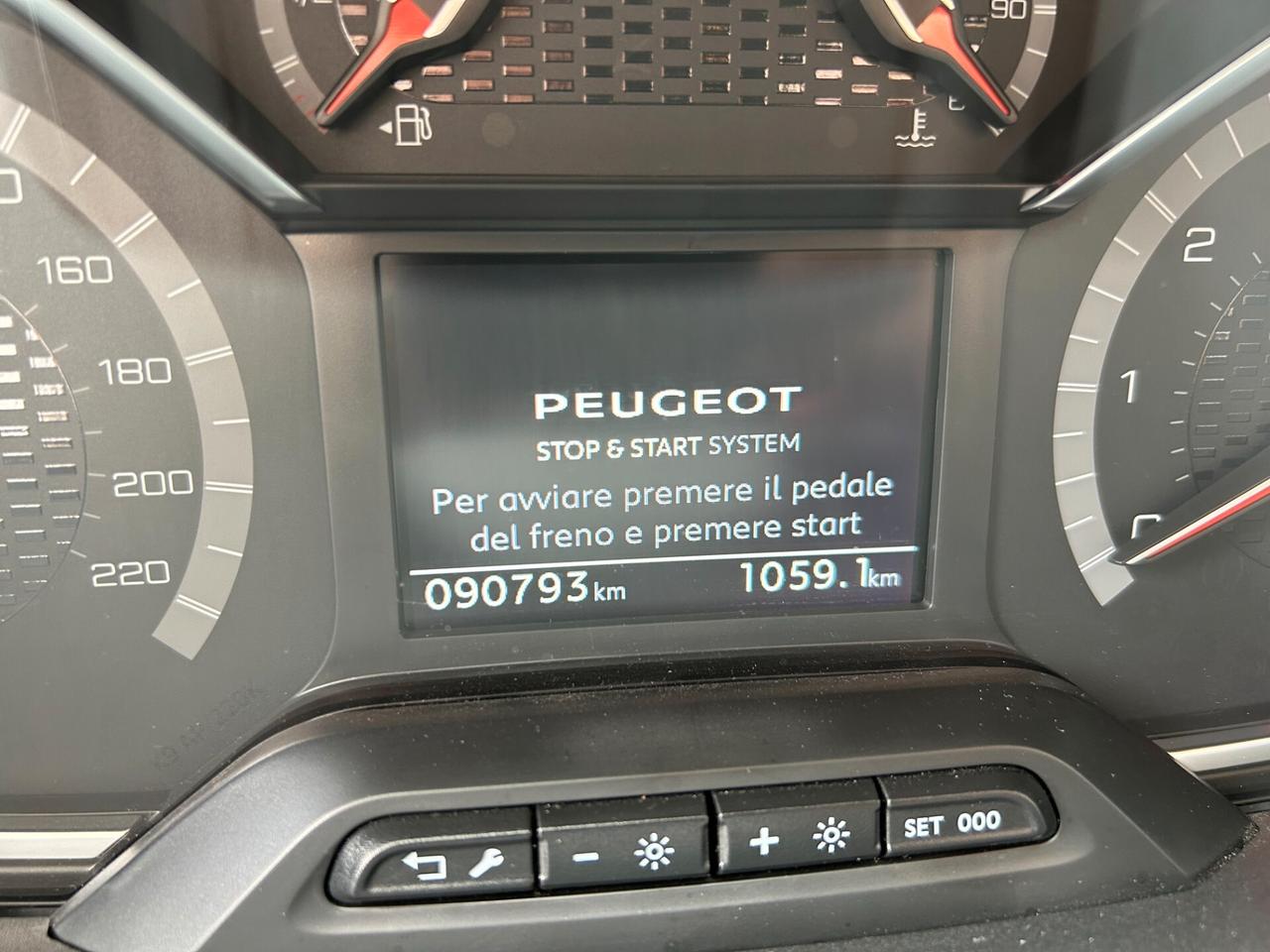 Peugeot Rifter BlueHDi 130 EAT8 GT Line