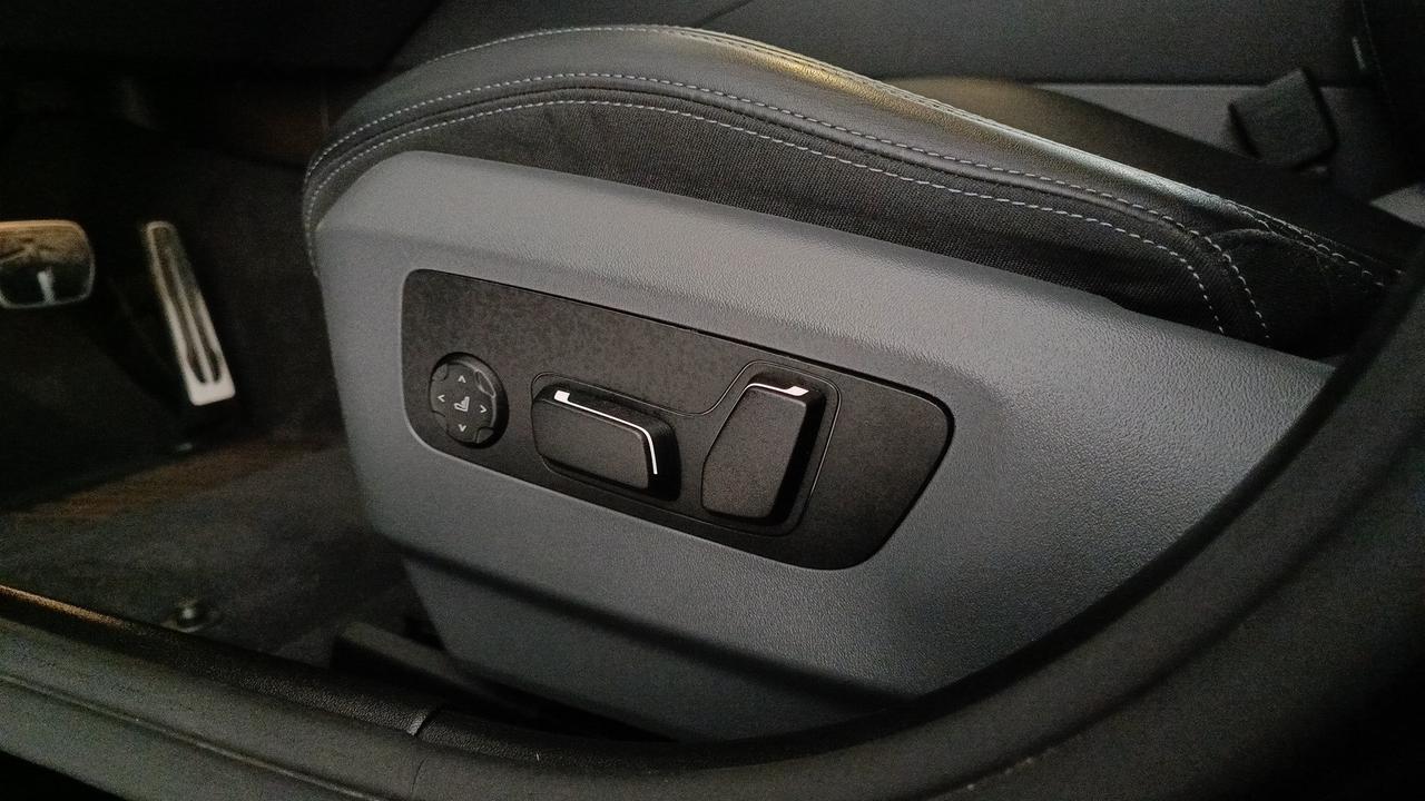 BMW Serie 5 G60 Berlina - 520d 48V xdrive MSport Pro auto