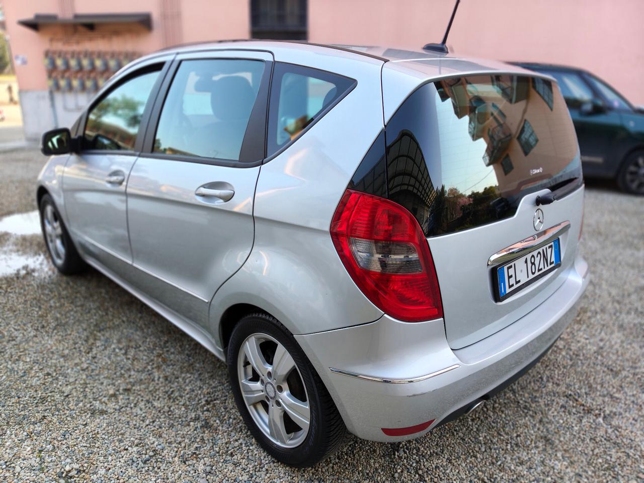 Mercedes A 160 cdi BlueEFFICENCY Avantgarde