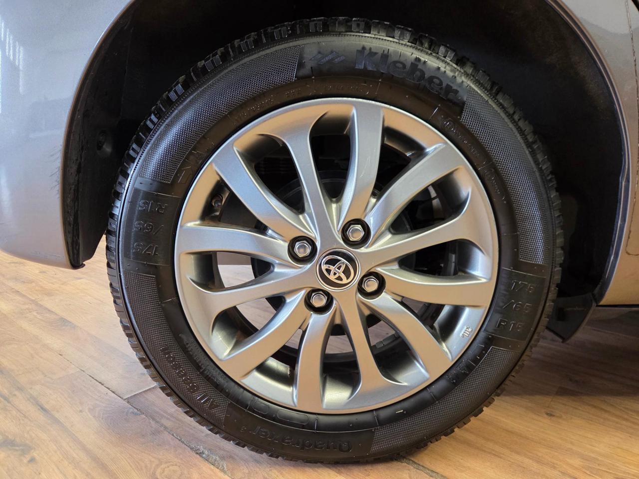 Toyota Yaris 5 Porte Yaris 5p 1.0 Active