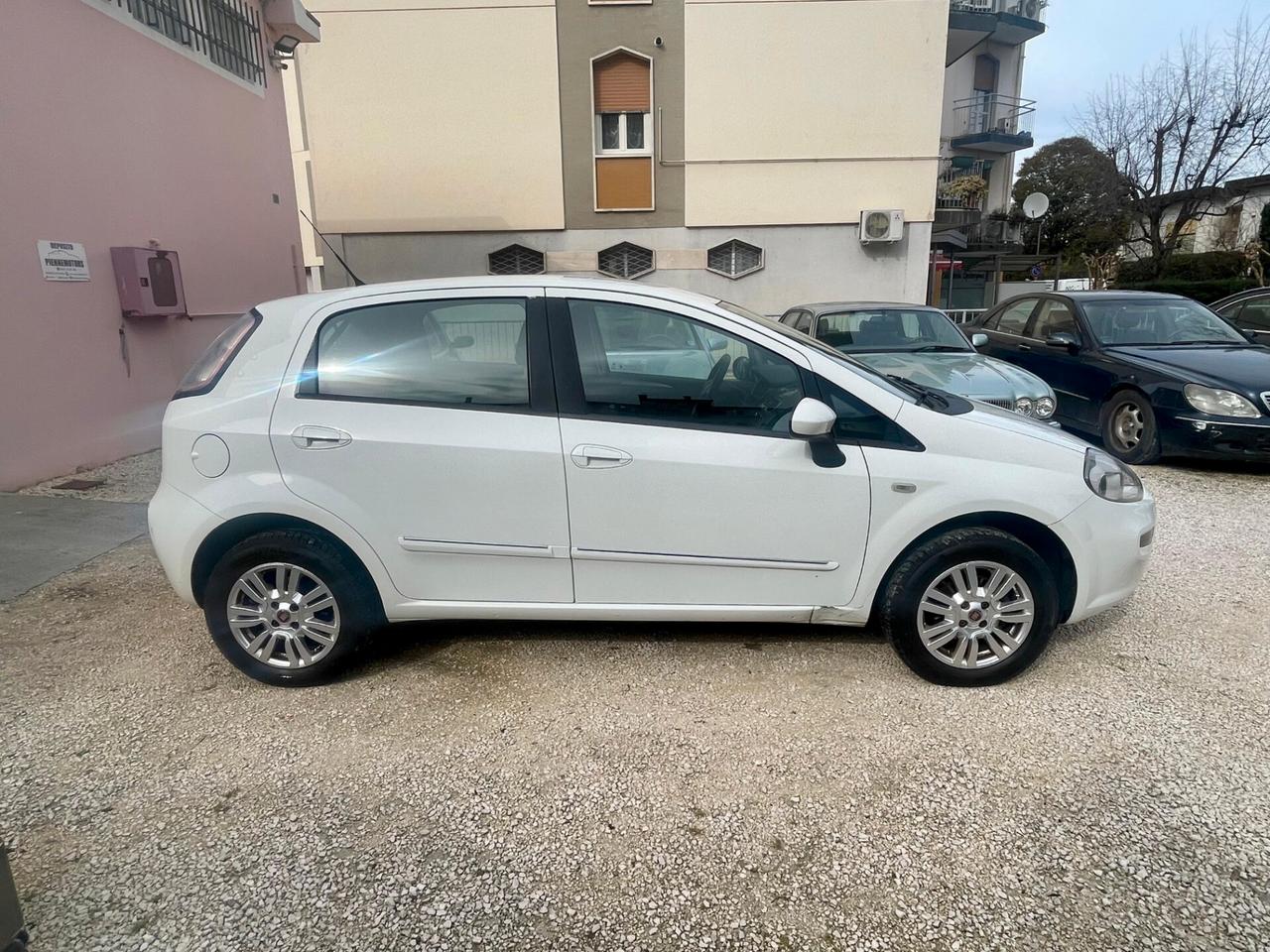 Fiat Punto 1.4 8V 5 porte Natural Power Lounge