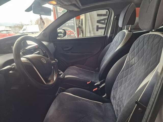 Lancia Ypsilon Ypsilon III 2015 1.2 Platinum ecochic Gpl 69cv