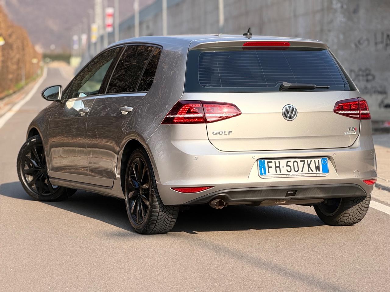 Volkswagen Golf 1.6 TDI DSG 5p. Highline ok neopatentati