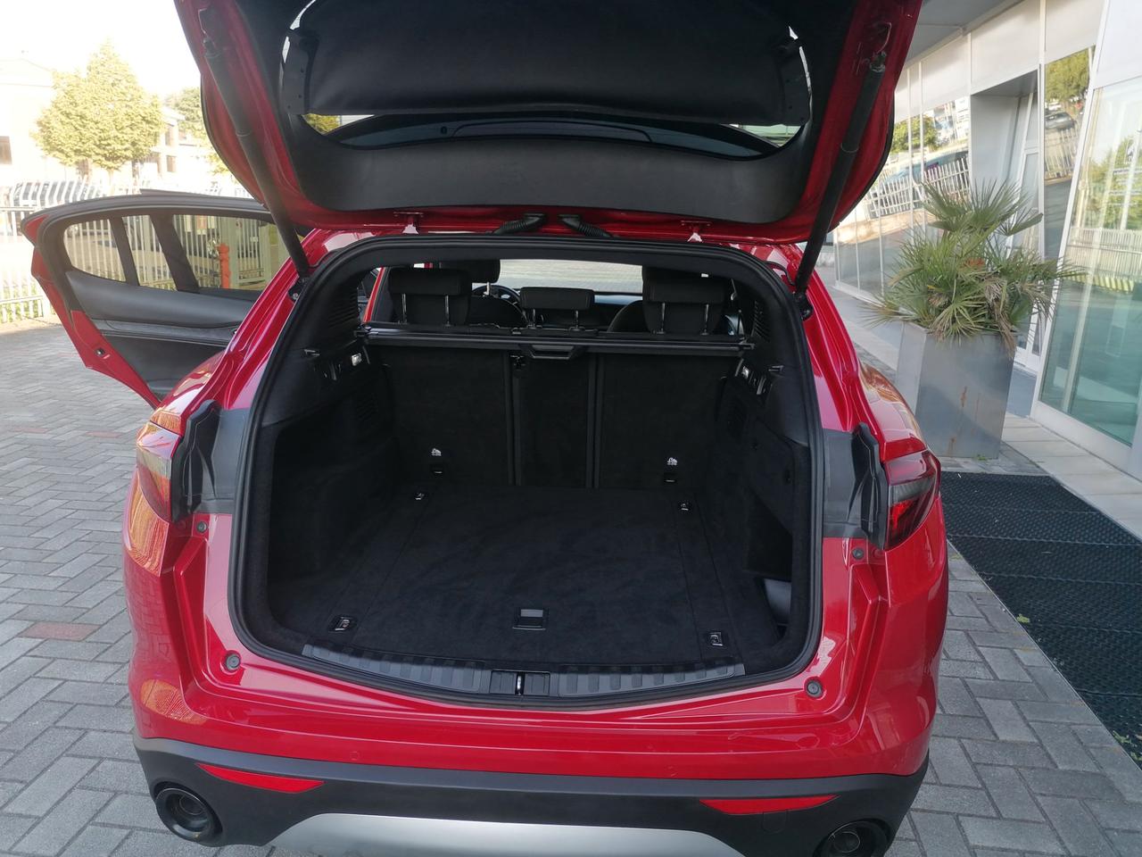 Alfa Romeo Stelvio 2.2 t Business rwd 160cv