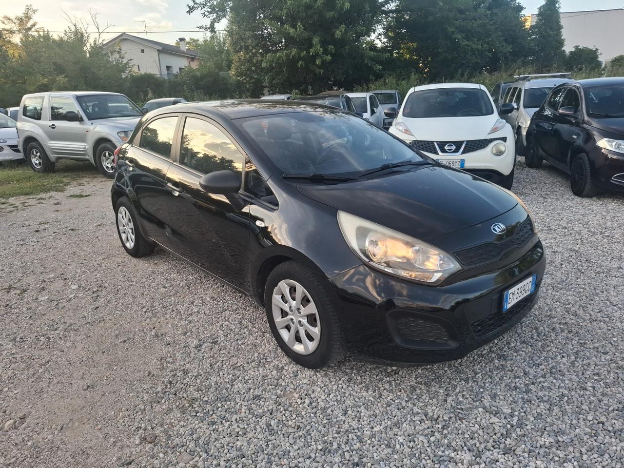 Kia Rio 1.1 CRDi 5p. Cool