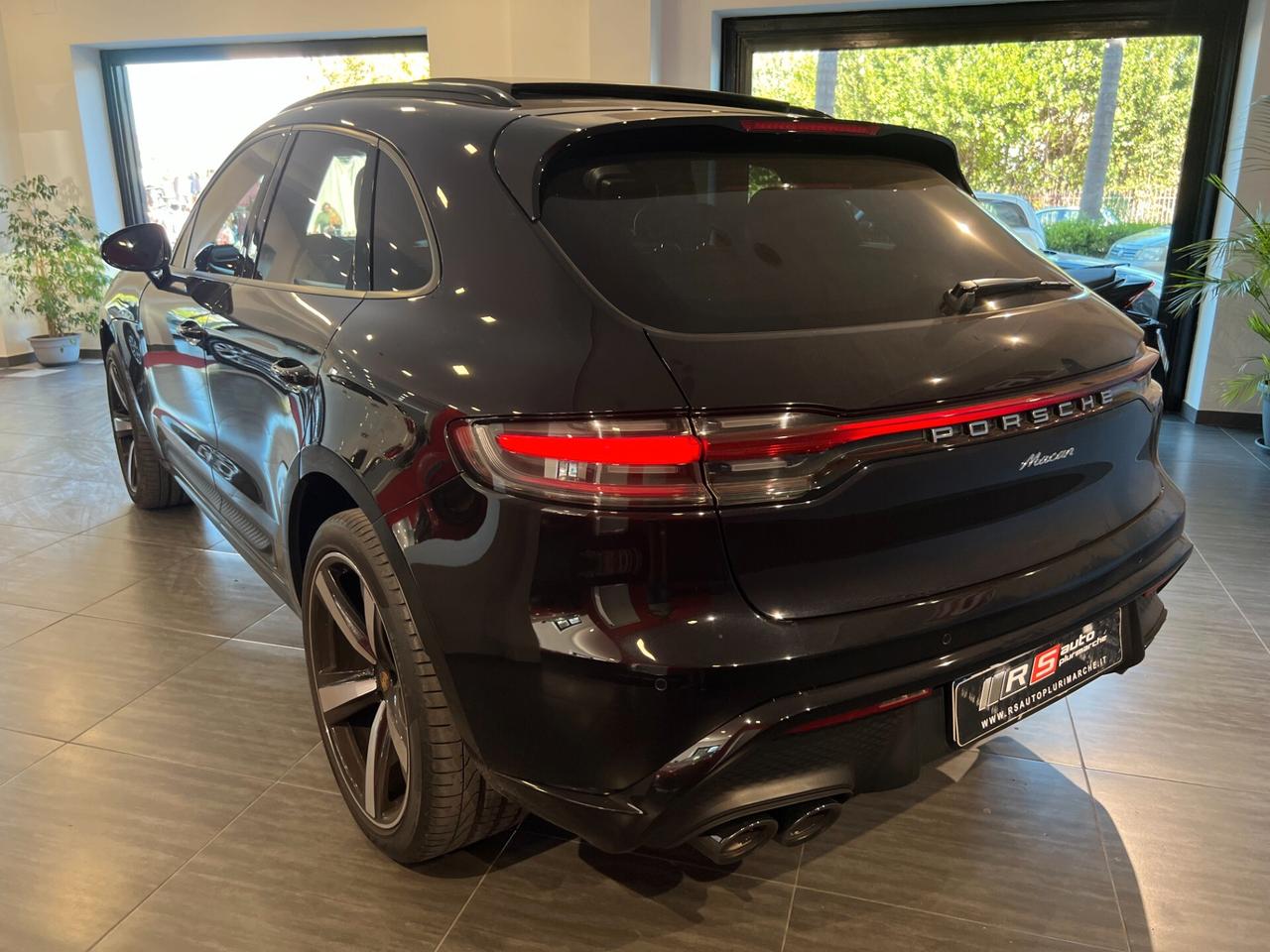Porsche Macan 2.0 PASM PNEUMATICHE