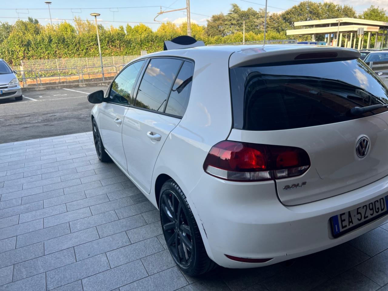 Volkswagen Golf 1.6 TDI DPF 3p. Highline