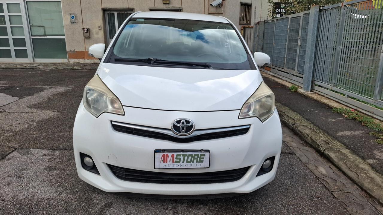 Toyota Verso-S 1.3 MT Style