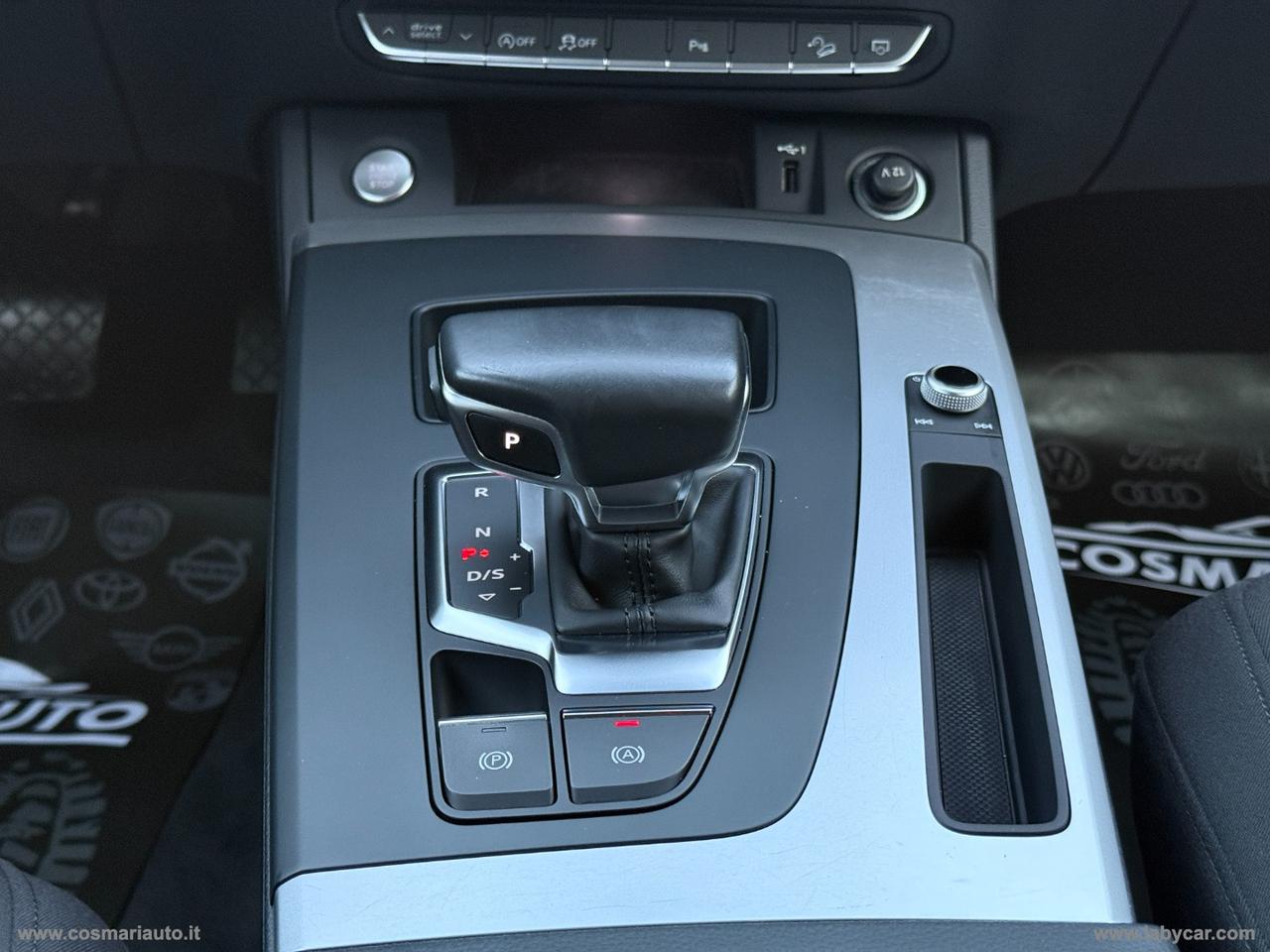 AUDI Q5 35 TDI S tronic Business Advanced