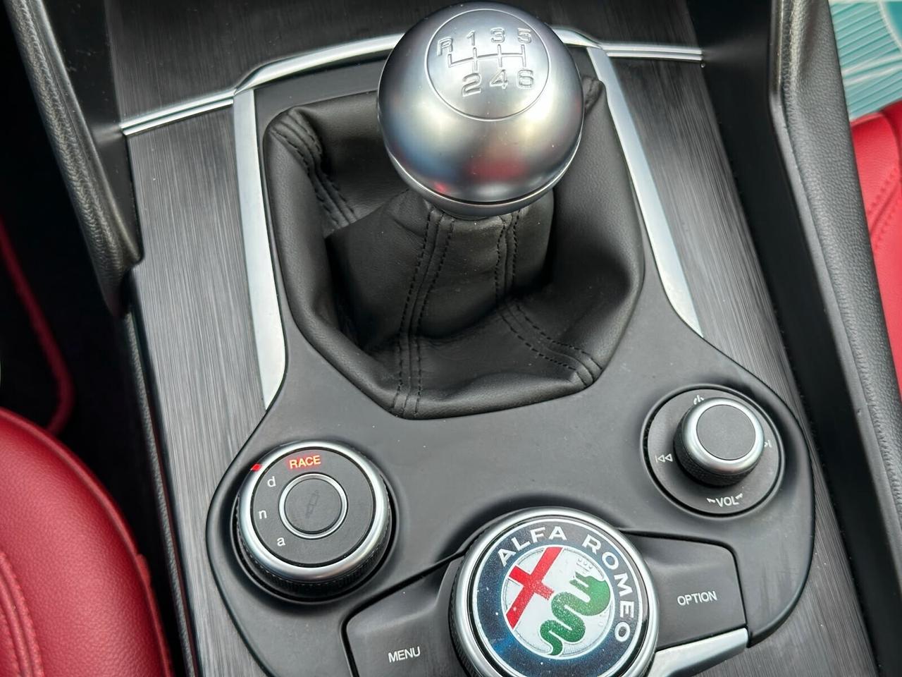 Alfa Romeo Giulia 2.2 Turbodiesel 150 CV Super