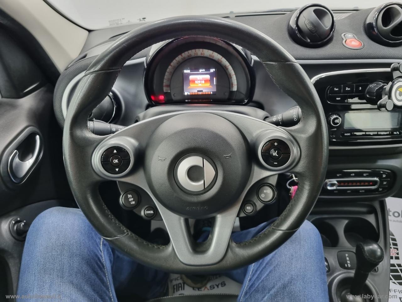 SMART forfour 70 1.0 twinamic Passion