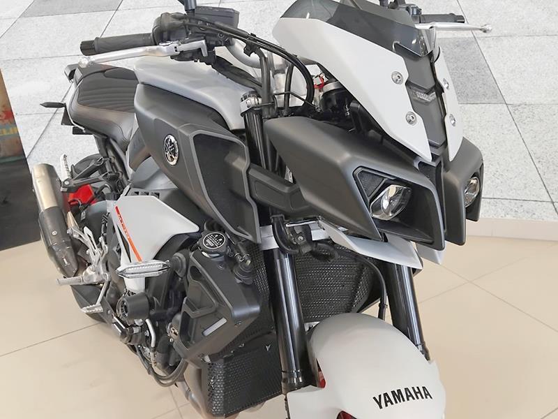 Yamaha MT-10