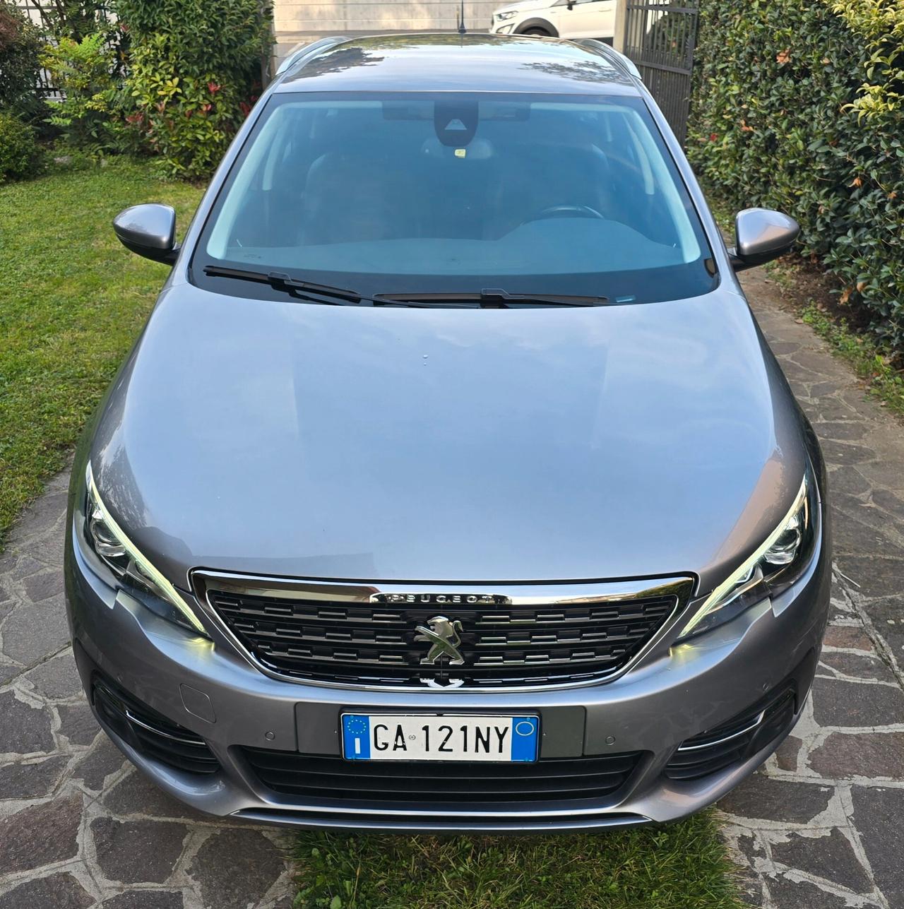 Peugeot 308 BlueHDi 130 S&S EAT8 SW Allure