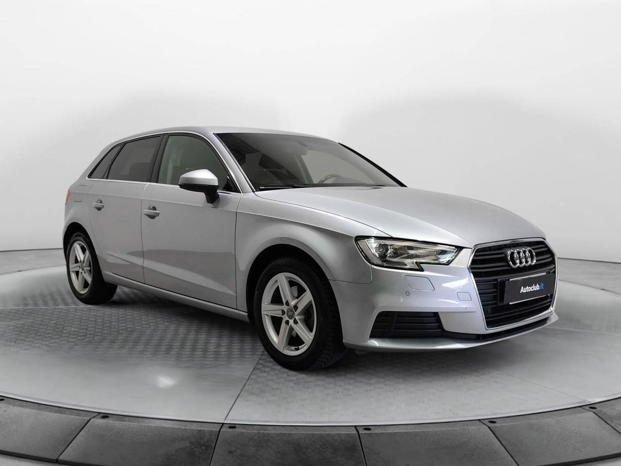 Audi A3 Sportback 30 1.5 g-tron Business 131cv