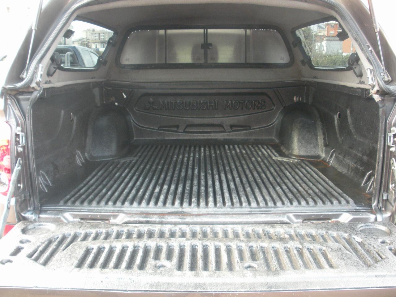 Mitsubishi L200 2.5 DI-D/136CV DC Intense DPF ''HAIR''