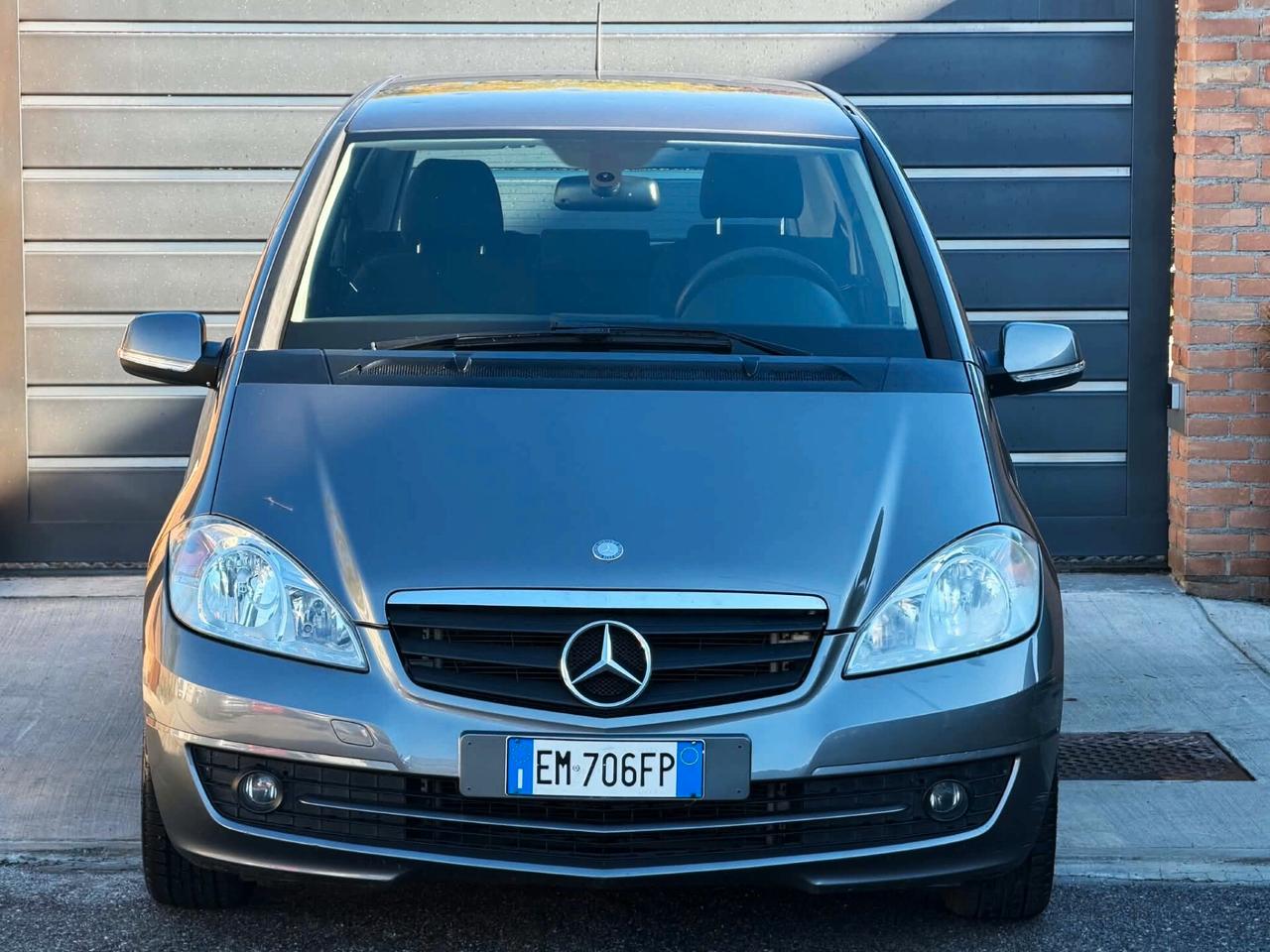 Mercedes A 160i-135.000km-Tag.Cert-Garanzia-2011