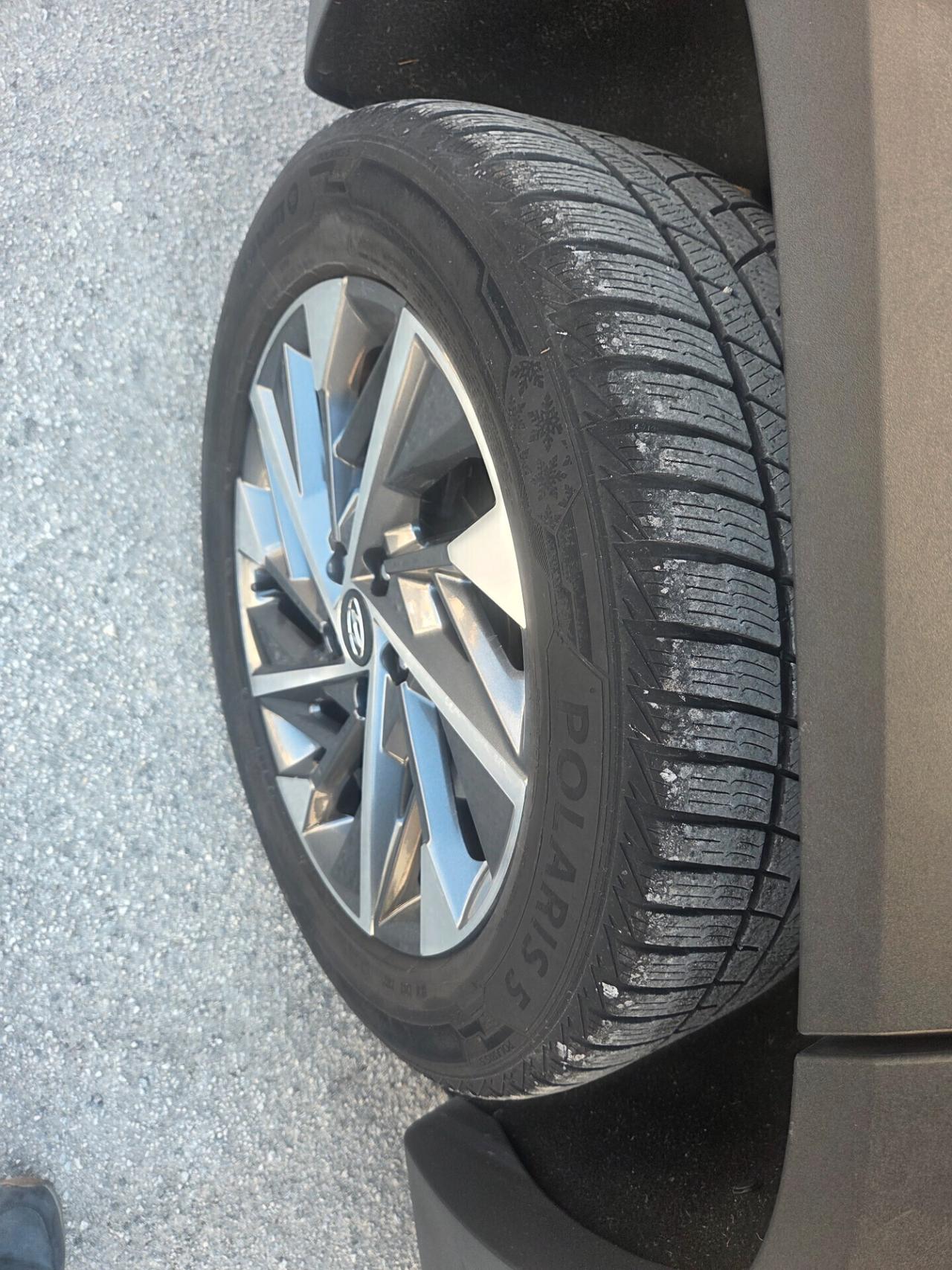 HYUNDAI TUCSON ANNO 2022 SOLI KM 120000 CERTIFICATI