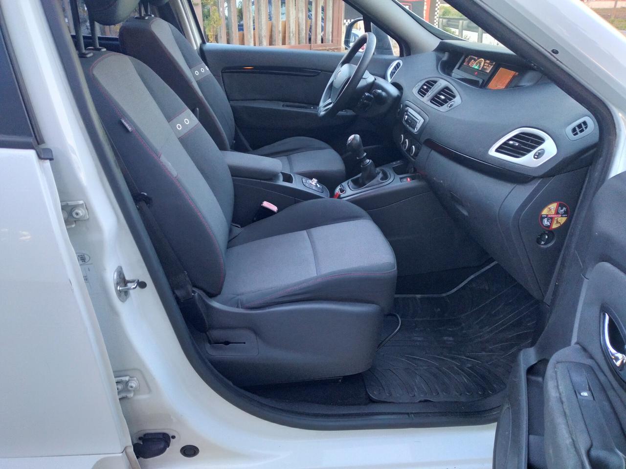 Renault Scénic X-Mod 1.5 dCi 110CV Dynamique