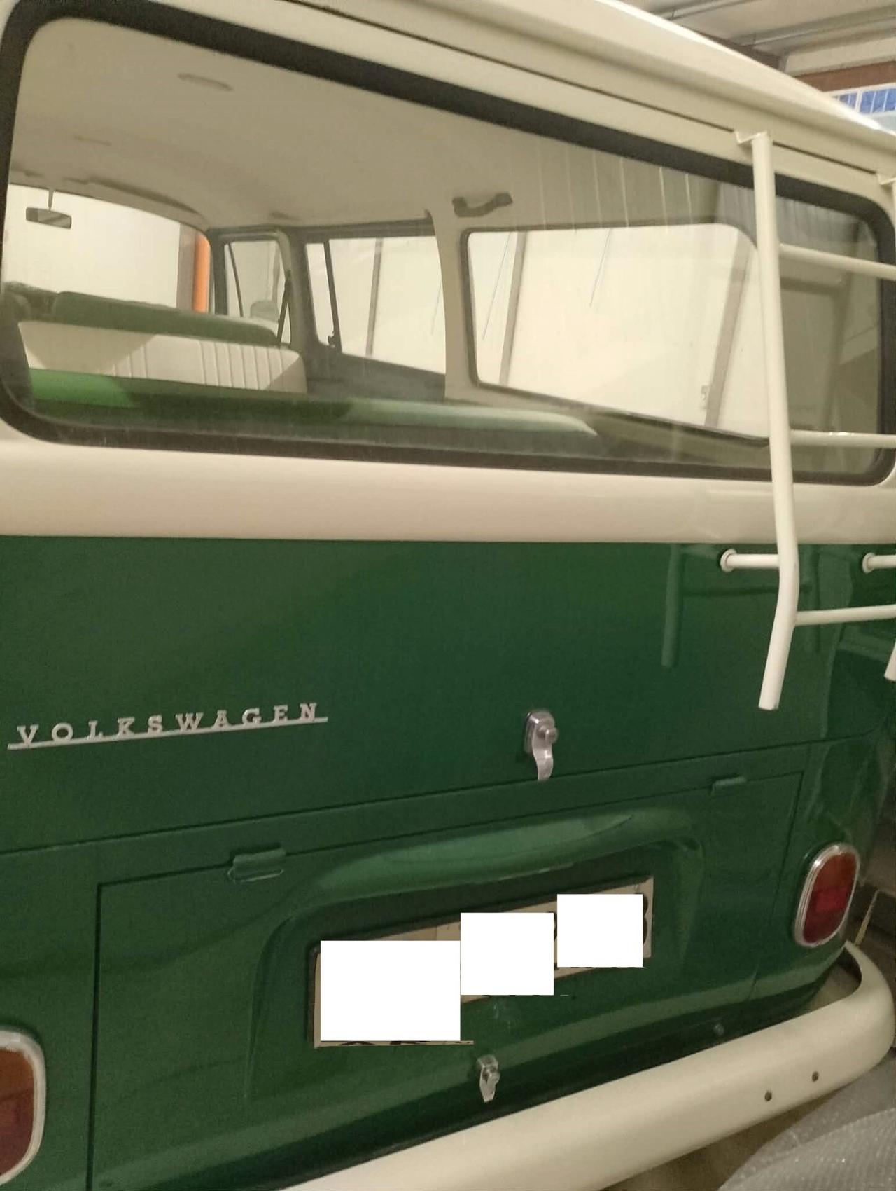 Volkswagen T2 Pulmino 9 posti