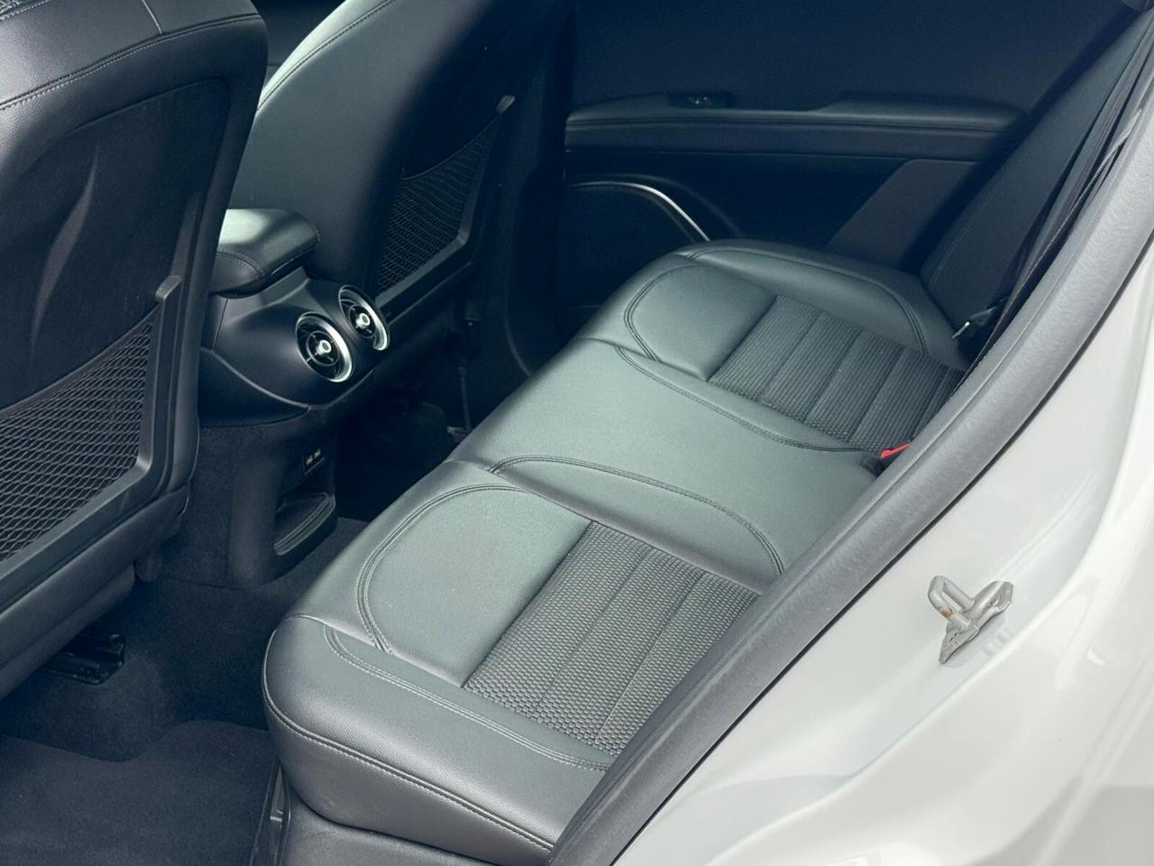 Alfa Romeo Stelvio 2.2 Turbodiesel 190 CV AT8 Q4 Sprint