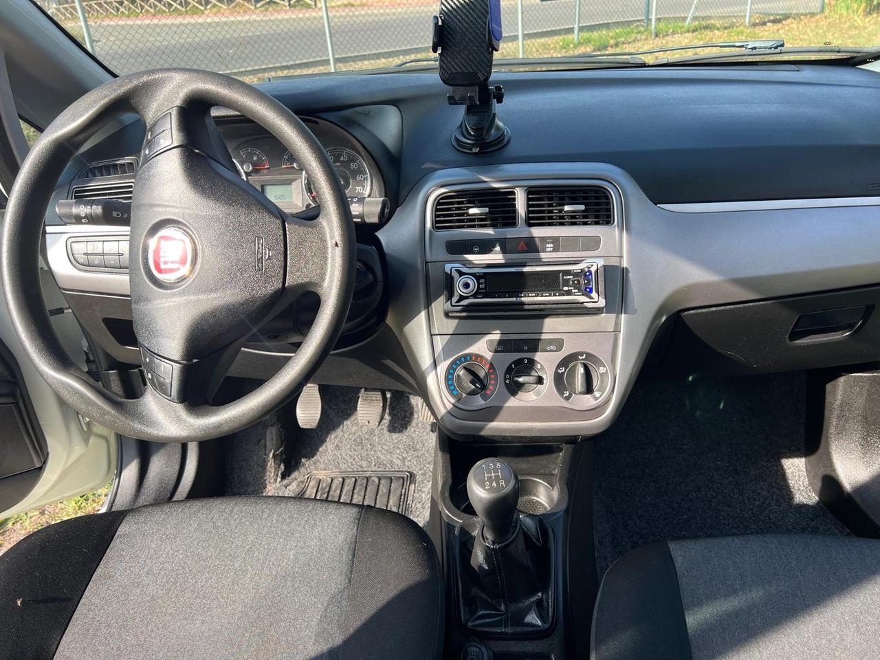 Fiat Punto 1.3 MJT II 75 CV 5 porte Virgin Radio
