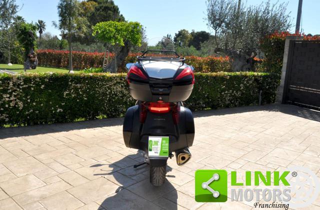 HONDA Deauville 700 ABS PARI AL NUOVO 29000 KM