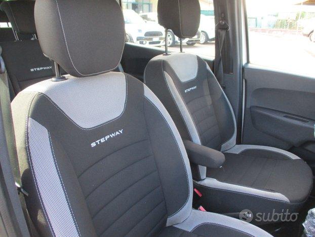 Dacia Lodgy STEPWAY 1.5 DCI 115CV E6D 7 POSTI NAVI