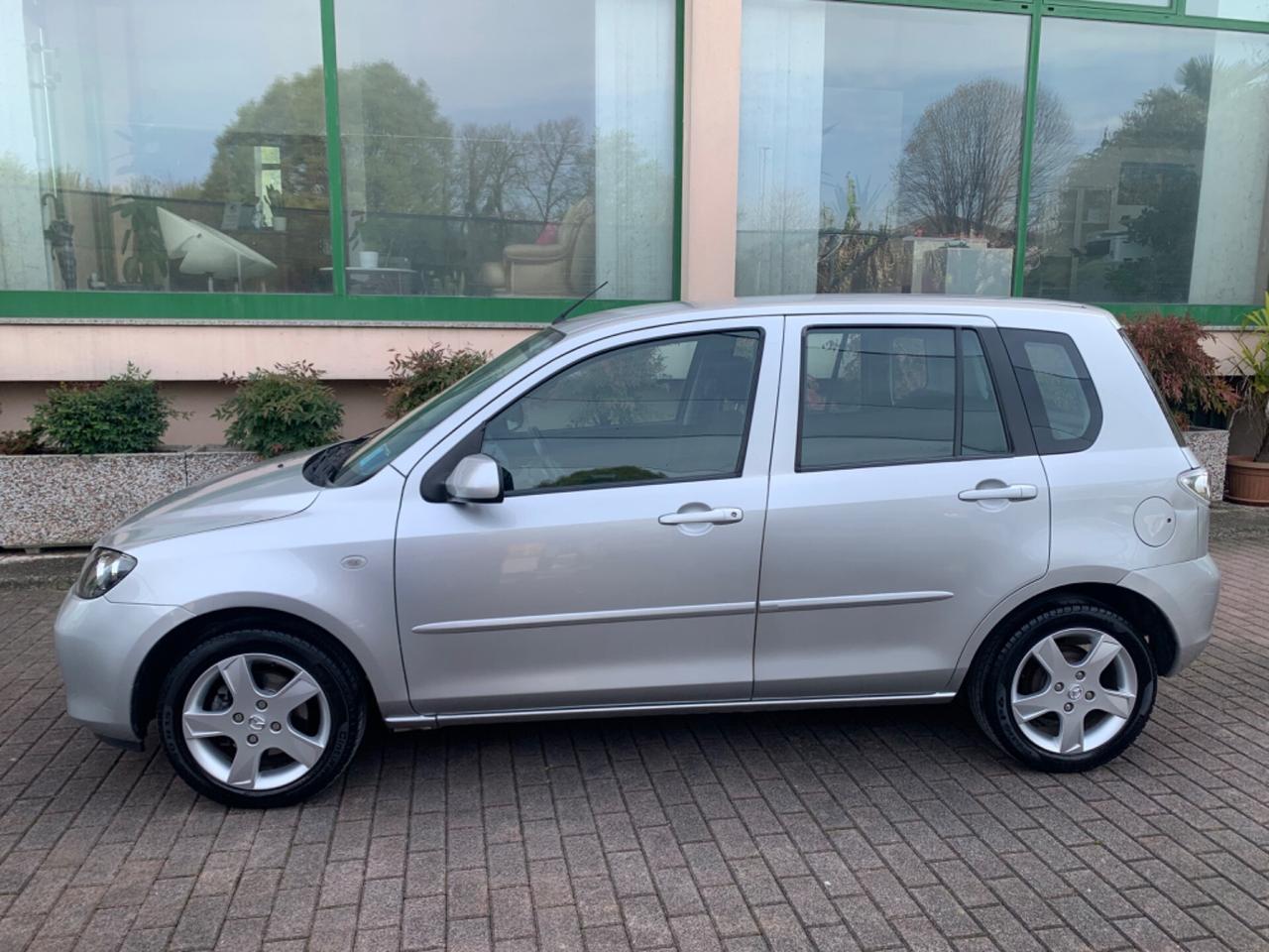 Mazda 2 Mazda2 MY'06 1.4 TD 5p. Sony Ericsson