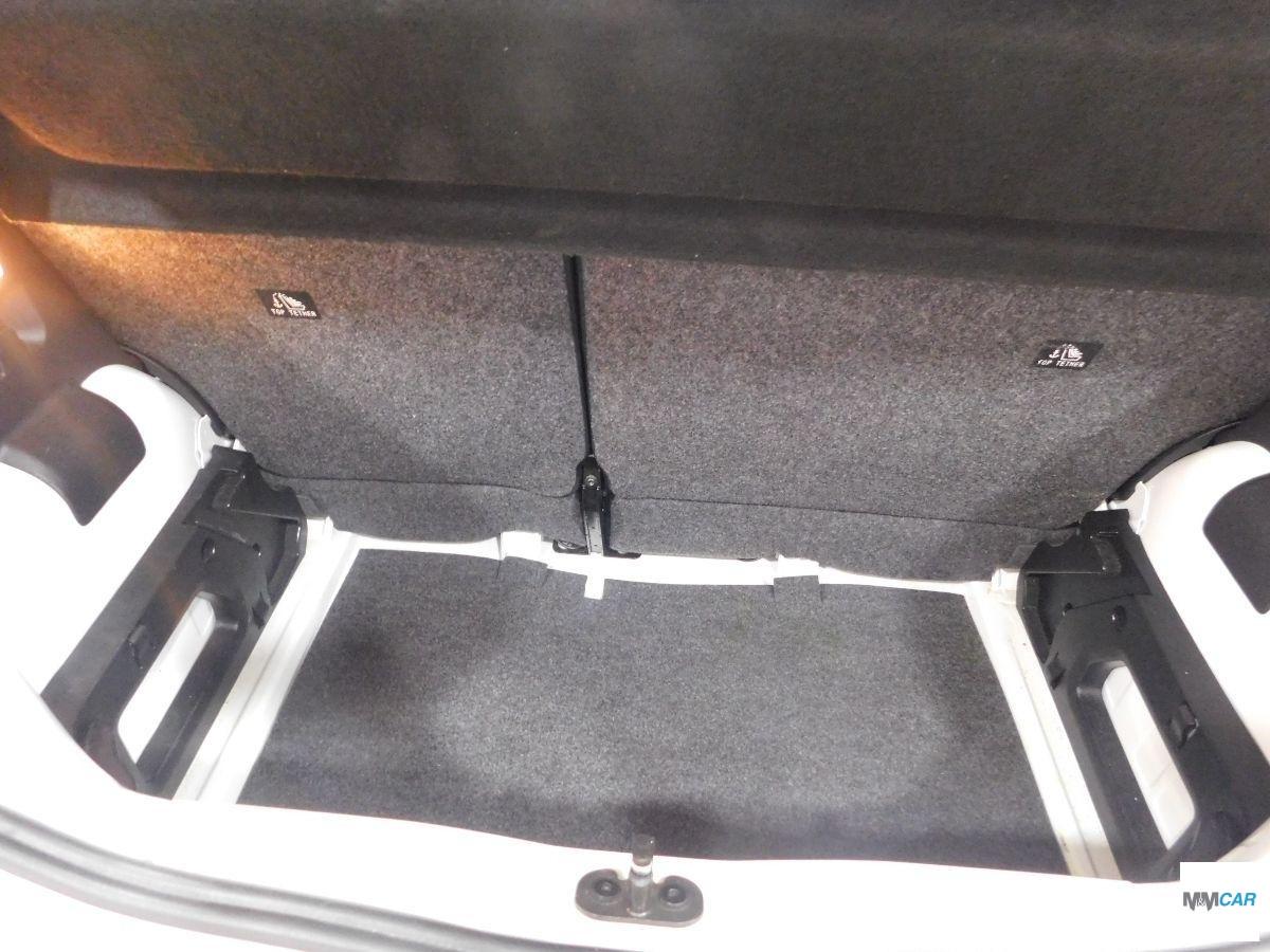 VOLKSWAGEN - Up! - 1.0 5p. move BMT