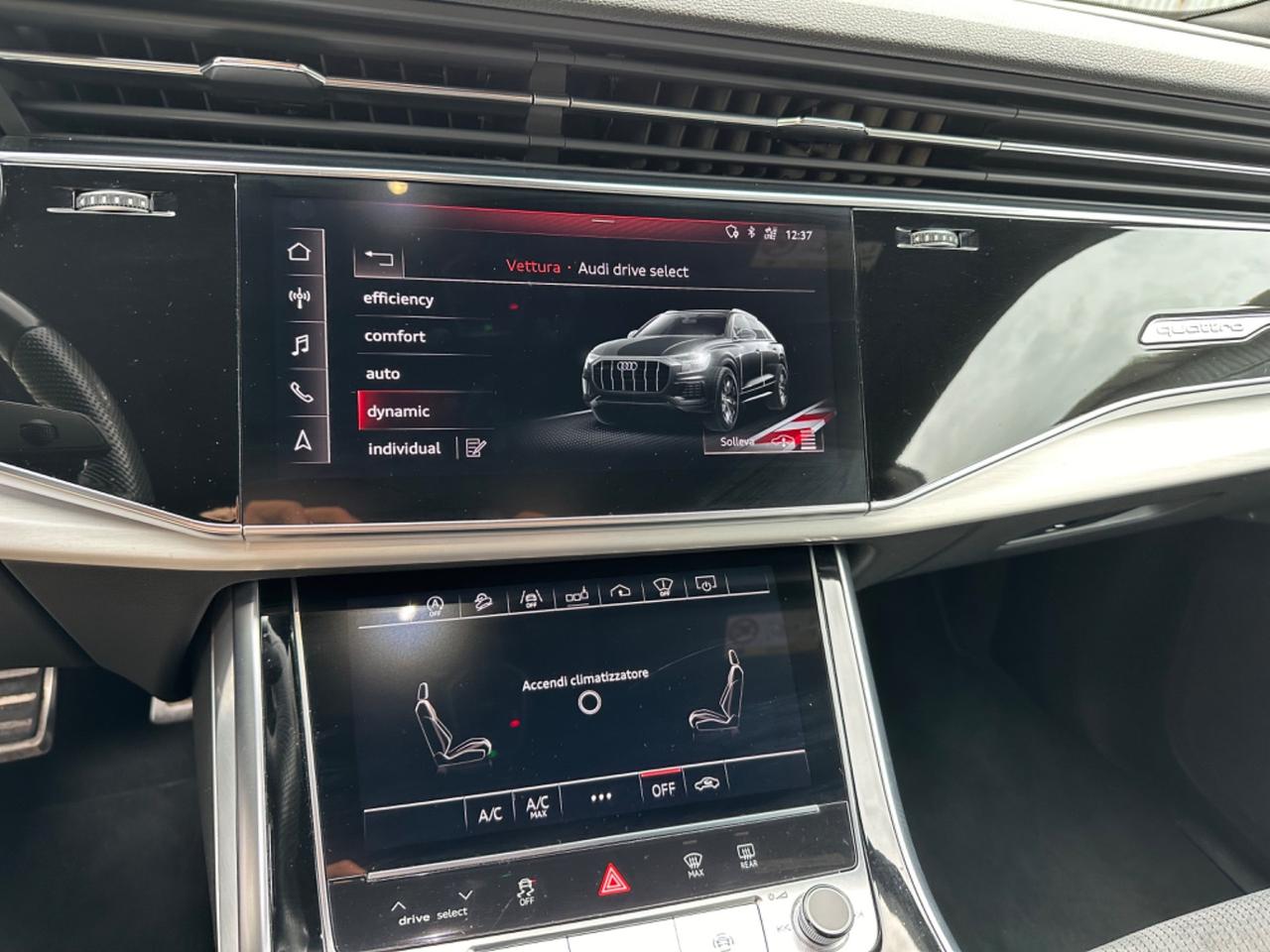 Audi Q8 45 TDI quattro tiptronic Sport tetto fari matrix