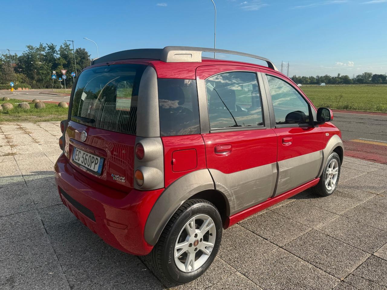 Fiat Panda 1.4 Cross Natural Power