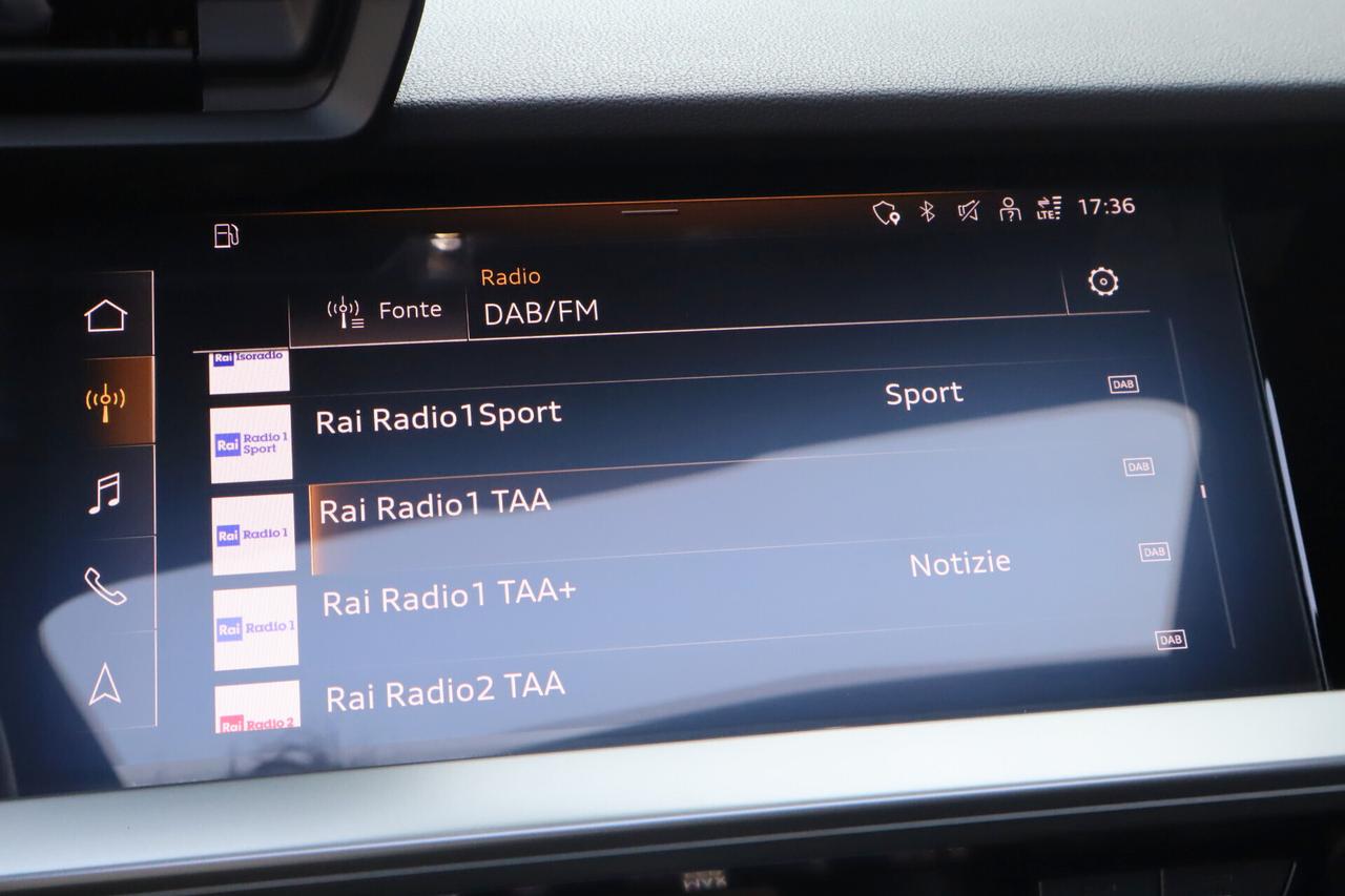 Audi A3 45 TFSI HYBRID PLUG-IN 245 CV S-LINE VIRTUAL TETTO APRIBILE LED ACC