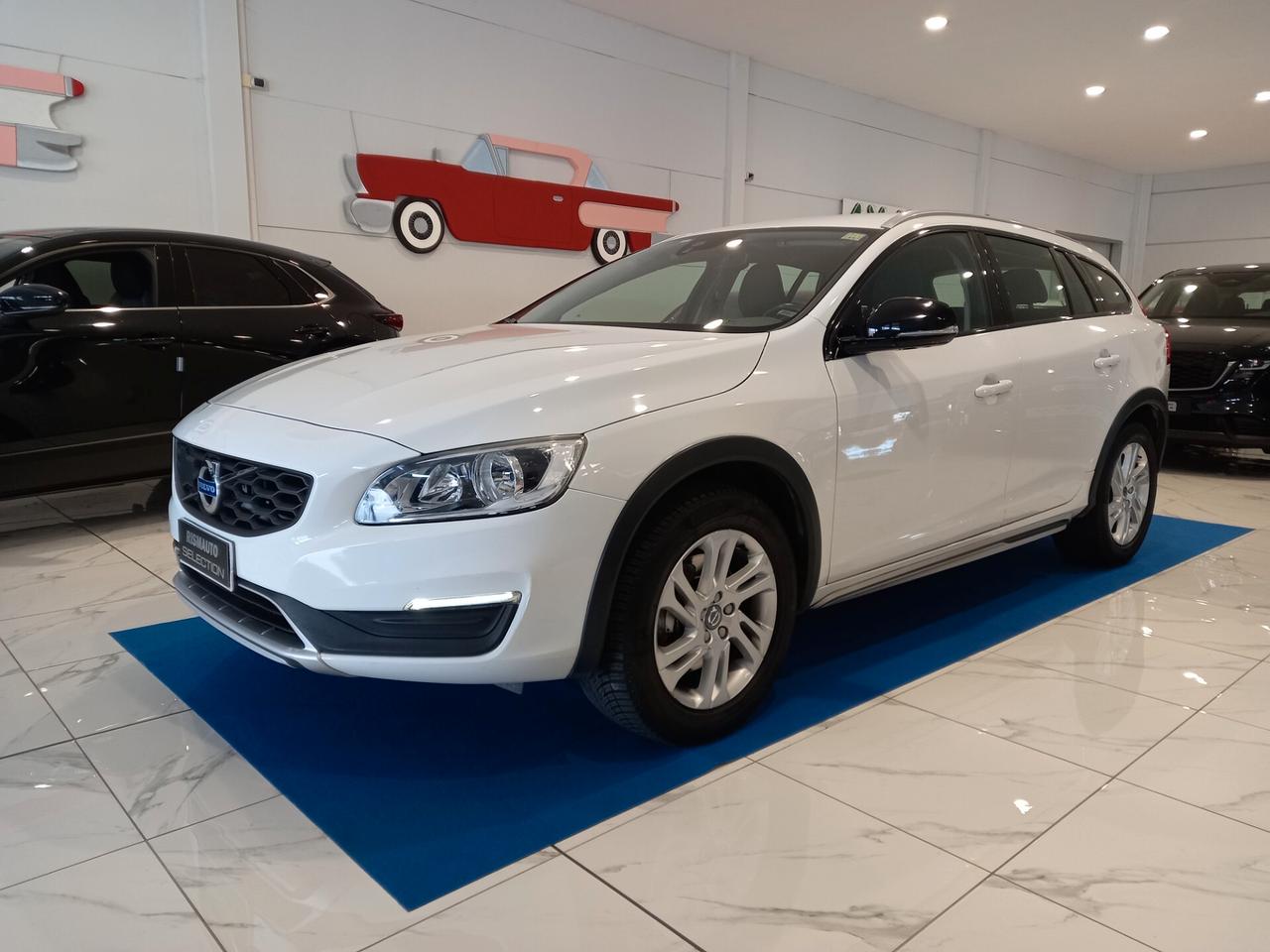 Volvo V60 Cross Country UNICO PROP