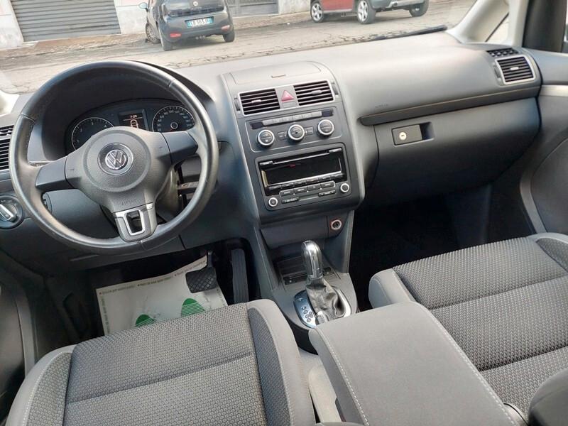 Volkswagen Touran Business 1.6 TDI DSG Comfortline